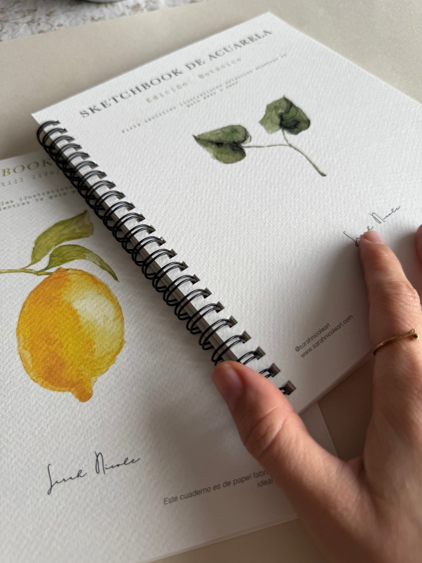 Kit 2 (Sketchbook + godete de acuarela)