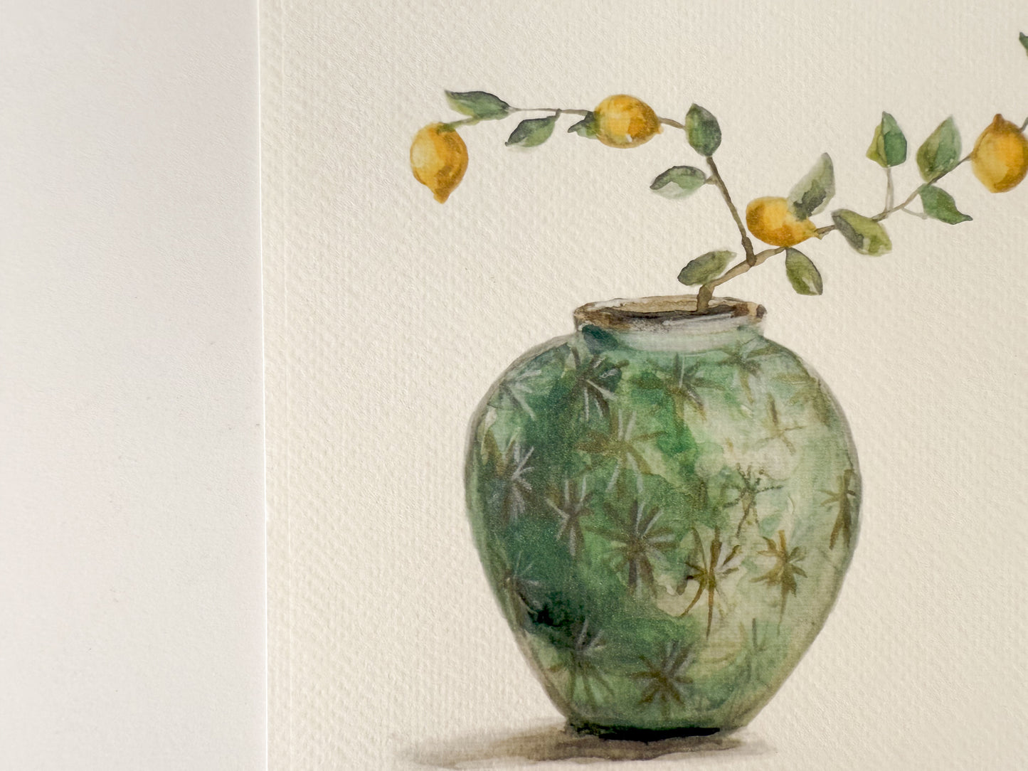 Jarrón con limones amarillos